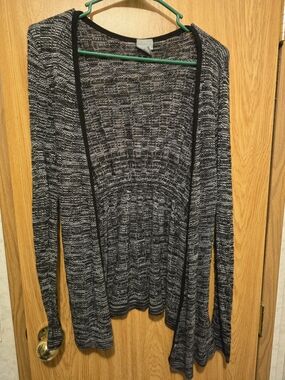 Vanity Black and Gray Marled Open-Front Cardigan